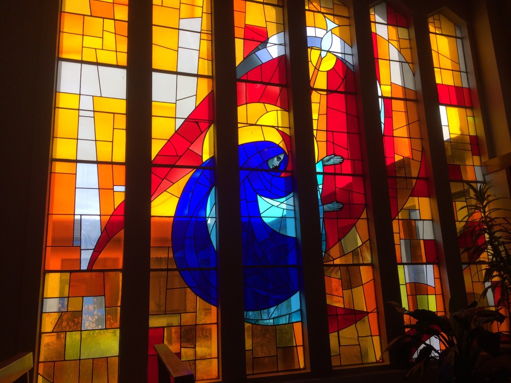 Depiction of the Annunciation in the stained glass of the Clonard day chapel.